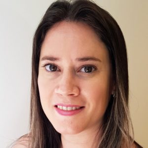 Marcela Heil de Moraes Paes Marcela Heil de Moraes Paes