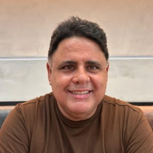 Adilson Donizete Ribeiro Gatti, psicólogo em Vargem Grande Paulista