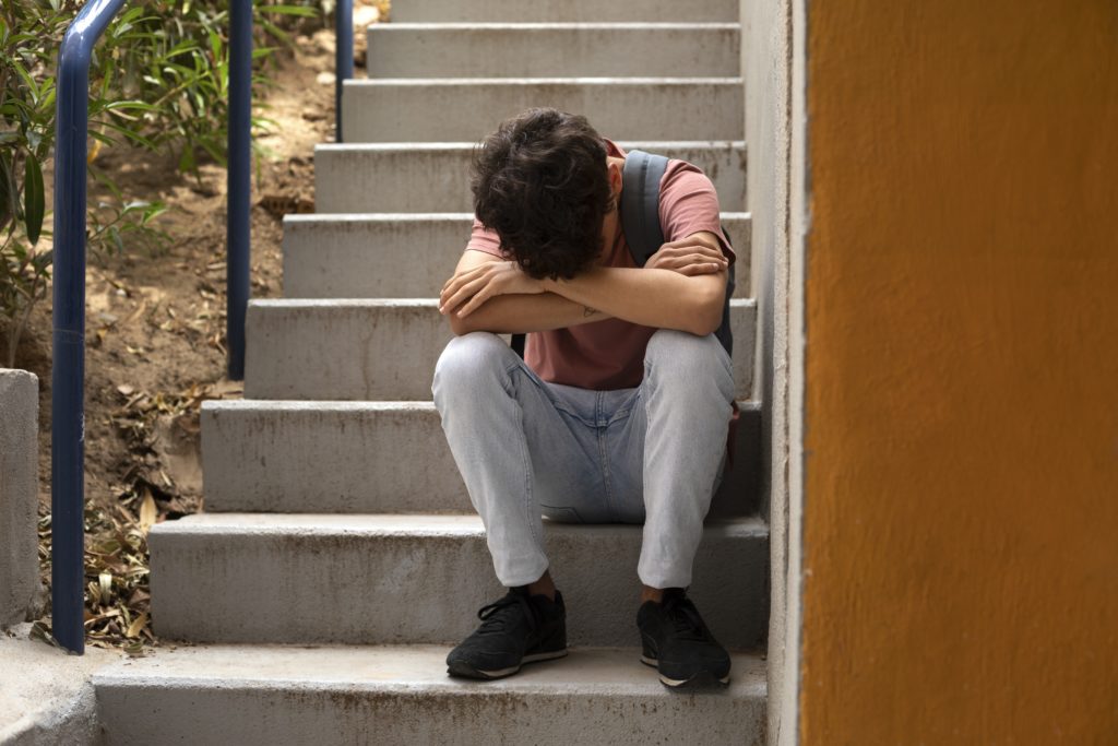 Depressão na Adolescência: Sinais, Causas e Tratamento